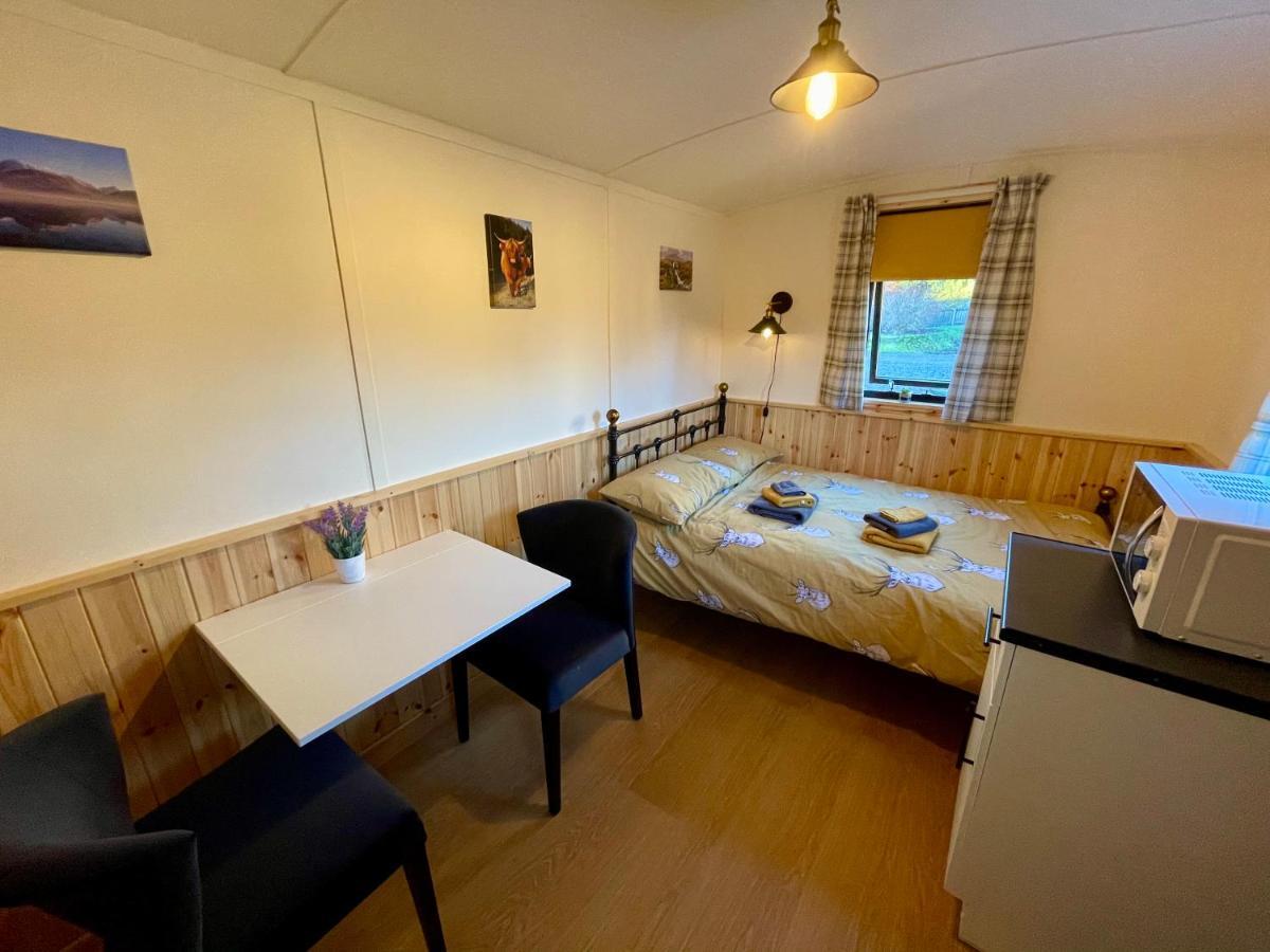 Per Ardua Shepherds Hut Fort William Luaran gambar
