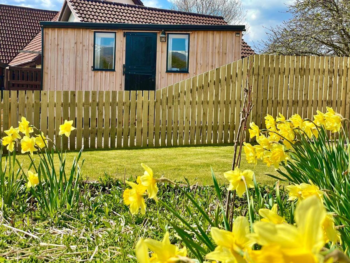 Per Ardua Shepherds Hut Fort William Luaran gambar