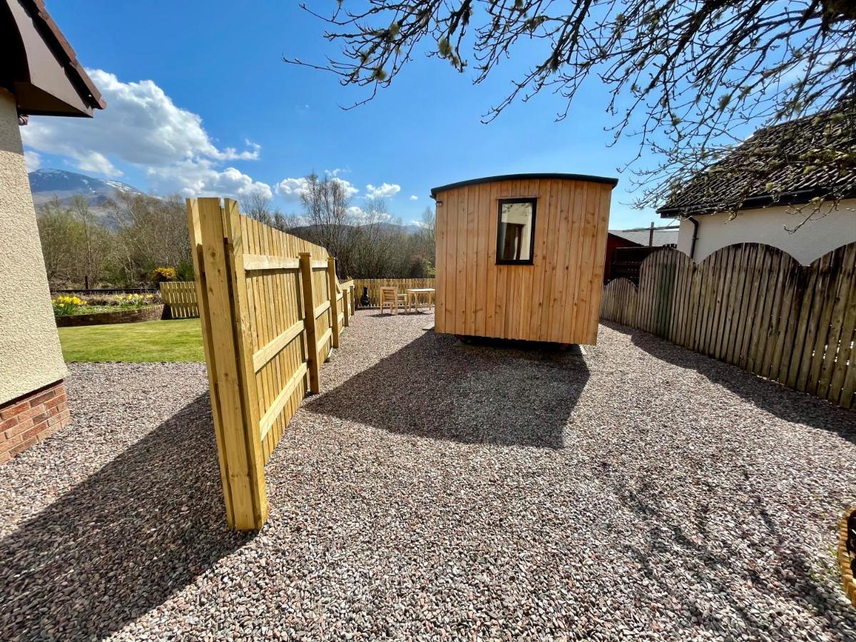Per Ardua Shepherds Hut Fort William Luaran gambar